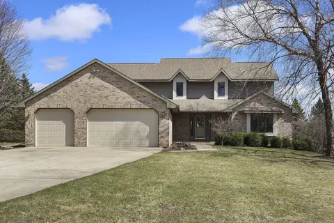 n6388 Paradise Drive, Spring Prairie, WI 53105