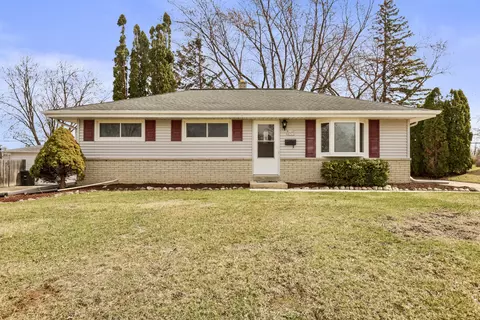 w150n8312 Saxony, Menomonee Falls, WI 53051