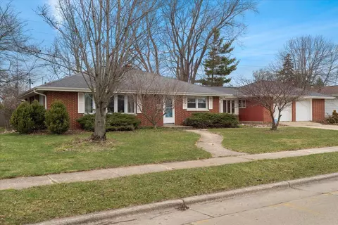 5708 55th, Kenosha, WI 53144