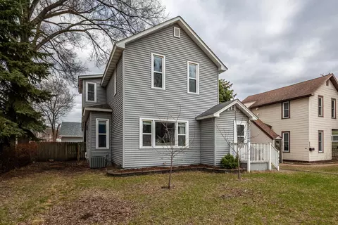 1432 George, La Crosse, WI 54603
