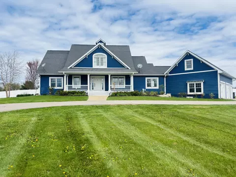 w3148 Springfield Road, Geneva, WI 53147