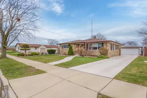 2115 25th, Kenosha, WI 53140