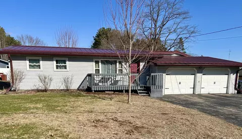 300 Douglas, Montello, WI 53949