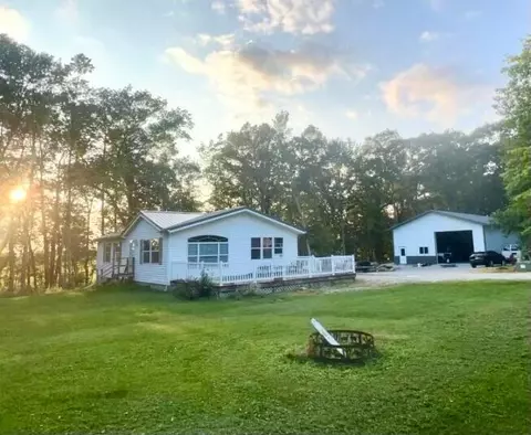 60 Wisconsin 16 # w8320, Lowell, WI 53098