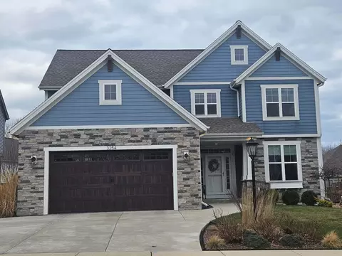 3254 E Koenig, Saint Francis, WI 53235