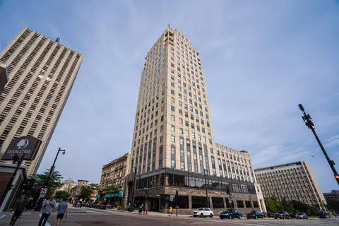 606 W Wisconsin #1001, Milwaukee, WI 53203