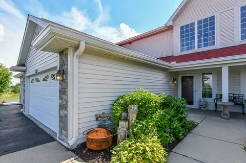 2141 Jefferson #2141, Delavan, WI 53115
