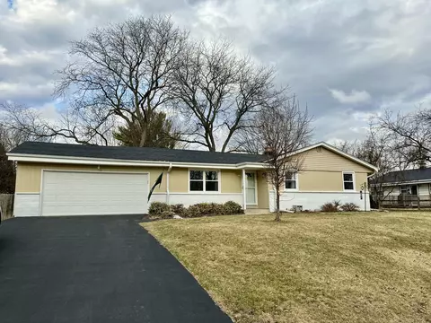 8423 N 52nd, Brown Deer, WI 53223