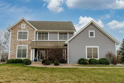 s73w15444 Cherrywood, Muskego, WI 53150