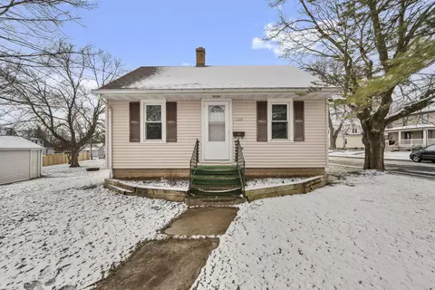 1200 Kewaskum, Kewaskum, WI 53040