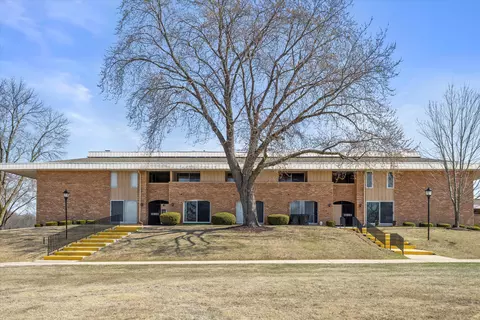 11901 W Appleton #23, Milwaukee, WI 53224