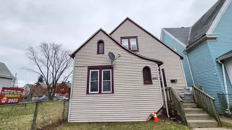 2114 N 34th, Milwaukee, WI 53208