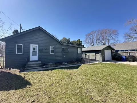 2328 Indiana, Racine, WI 53405