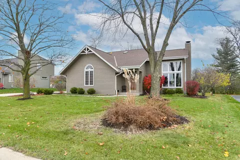 4148 S Regal Mnr, New Berlin, WI 53151