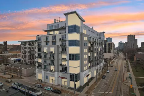 601 E Ogden #610, Milwaukee, WI 53202