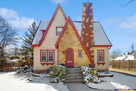 728 Milwaukee, Lake Geneva, WI 53147
