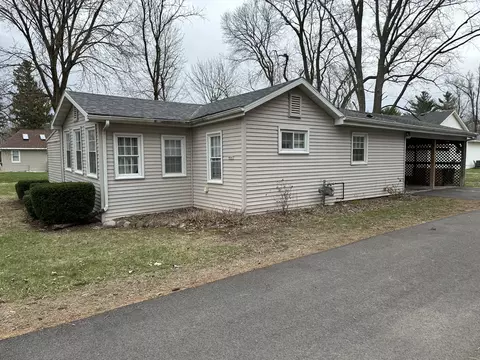 w997 Pell Lake Drive, Genoa City, WI 53128