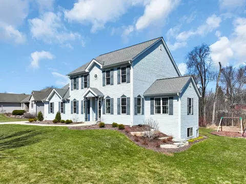 n102w14162 Berrywood, Germantown, WI 53022