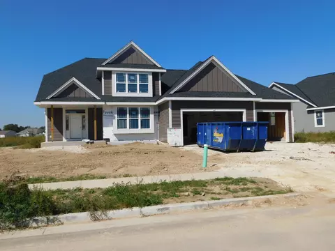 257 Candleberry, Grafton, WI 53024