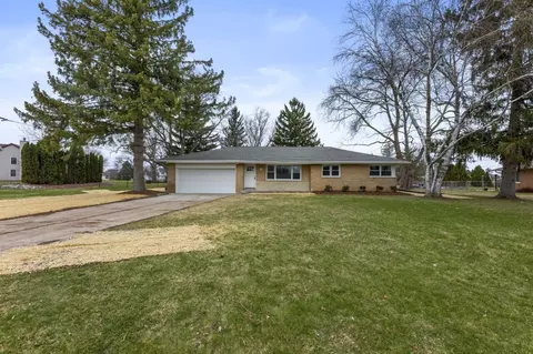 w152n5409 Badger, Menomonee Falls, WI 53051