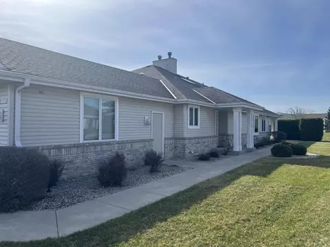 n79w17333 Bluejay, Menomonee Falls, WI 53051