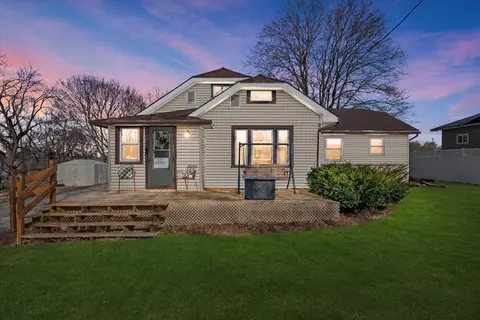 8426 N Lima Ctr, Lima, WI 53190