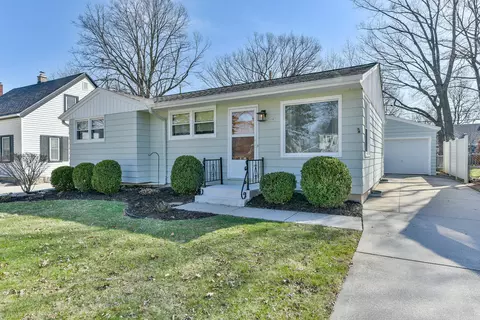 508 N 113th, Wauwatosa, WI 53226
