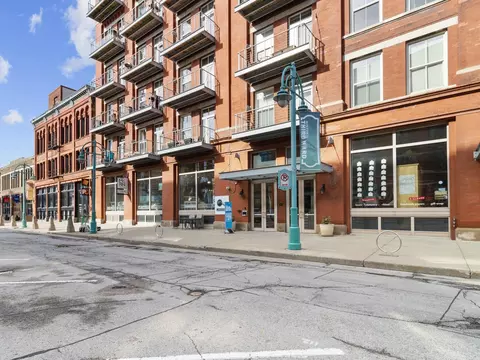 191 N Broadway #602, Milwaukee, WI 53202
