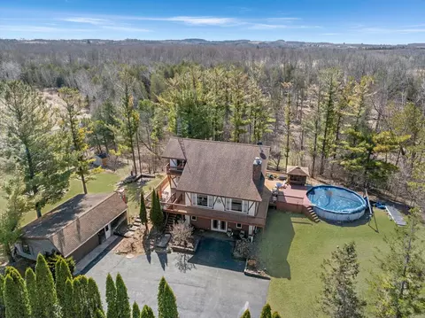 102 Wisconsin, Cascade, WI 53011