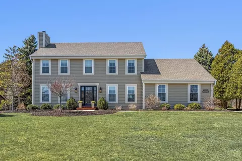 w268n2043 Shooting Star, Pewaukee, WI 53072