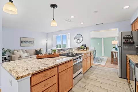 2525 S S Shr #24C, Milwaukee, WI 53207