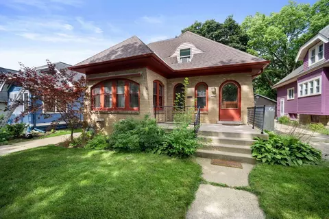 2363 N 66th #2363A, Wauwatosa, WI 53213