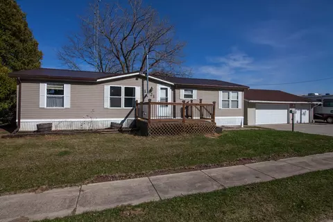 1021 Collins, Clyman, WI 53016