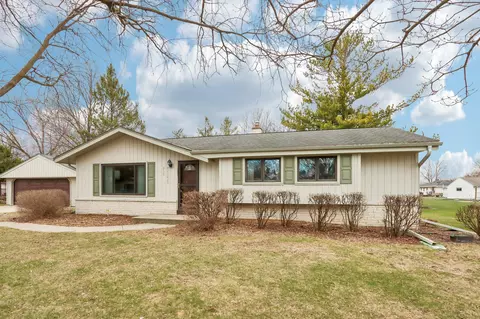 n58w23425 Aster, Sussex, WI 53089