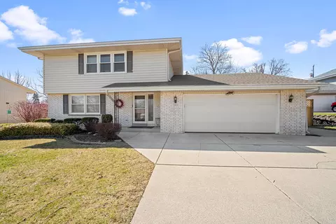 1803 Maple, South Milwaukee, WI 53172