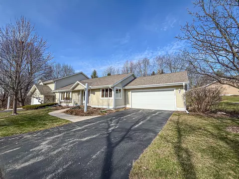 126 Harrogate, Waukesha, WI 53188