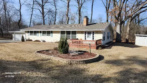 755 Brickley, Fontana, WI 53125