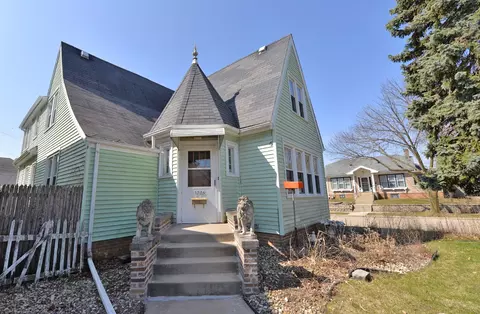 3725 Haven, Racine, WI 53405