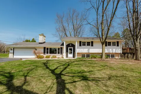 2950 Monterey, Brookfield, WI 53005