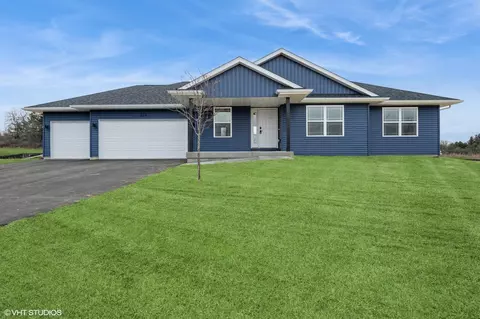 126 Eastview, Sharon, WI 53585