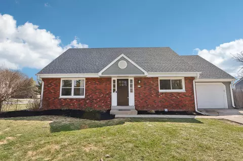 935 N Roosevelt, Oconomowoc, WI 53066