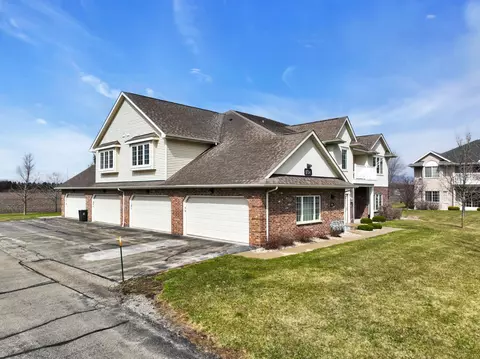 1734 Parkstone #73, Mount Pleasant, WI 53406
