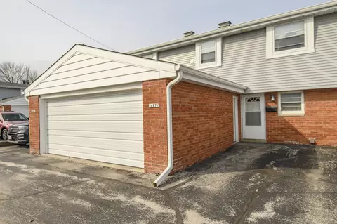 1407 Josephine #E, Waukesha, WI 53186