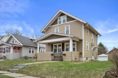137 W Newhall, Waukesha, WI 53186