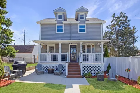 2315 E Morgan, Milwaukee, WI 53207