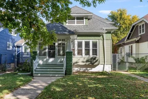 2330 N 47th, Milwaukee, WI 53210