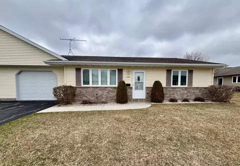 1122 Dewey, Kiel, WI 53042