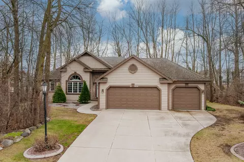s85w19601 Colonial, Muskego, WI 53150