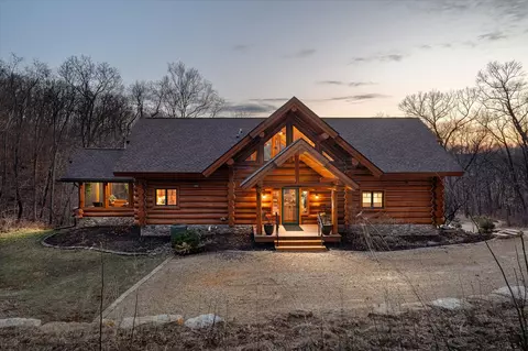 n8070 Wanlass Road, Farmington, WI 54644