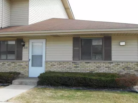 7140 Mariner #203, Mount Pleasant, WI 53406